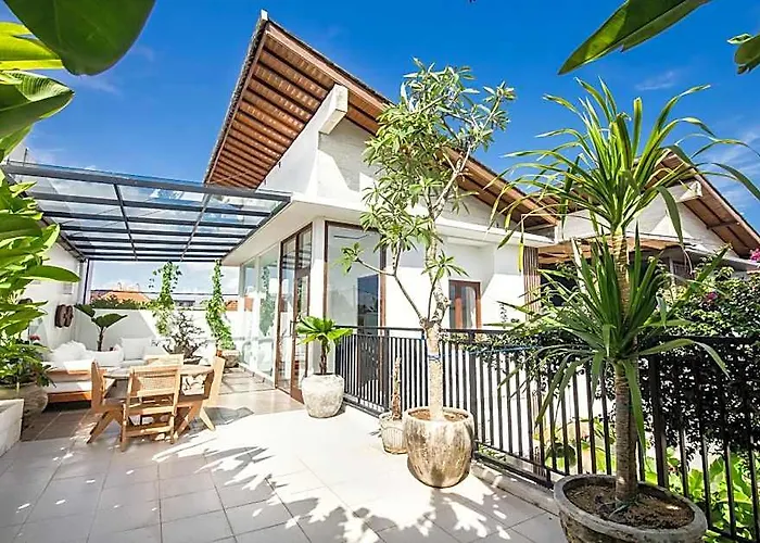 ホテル Kupu In Canggu