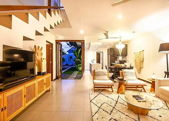 ホテル Kupu In Canggu