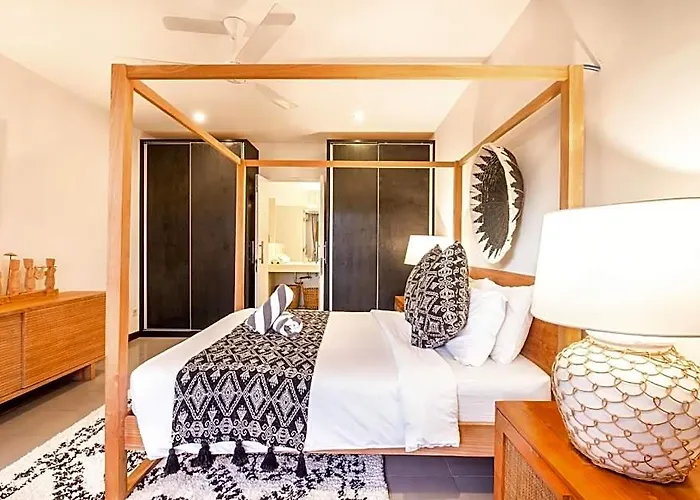 ホテル Kupu In Canggu