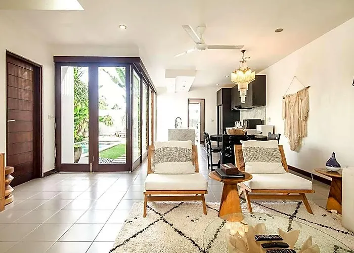 ホテル Kupu In Canggu バリ島